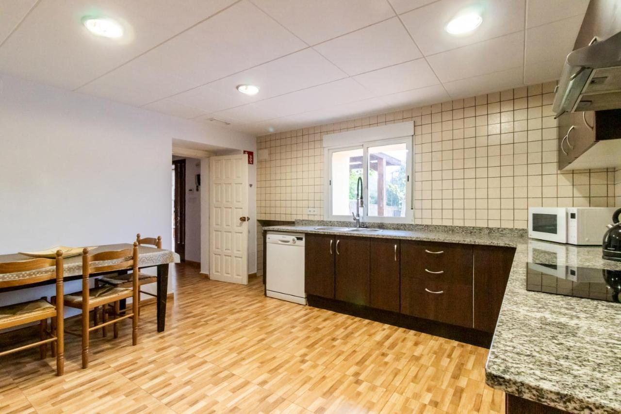 Can Buganto Amplia Casa Con Piscina Y Jardin Llambillas Kültér fotó